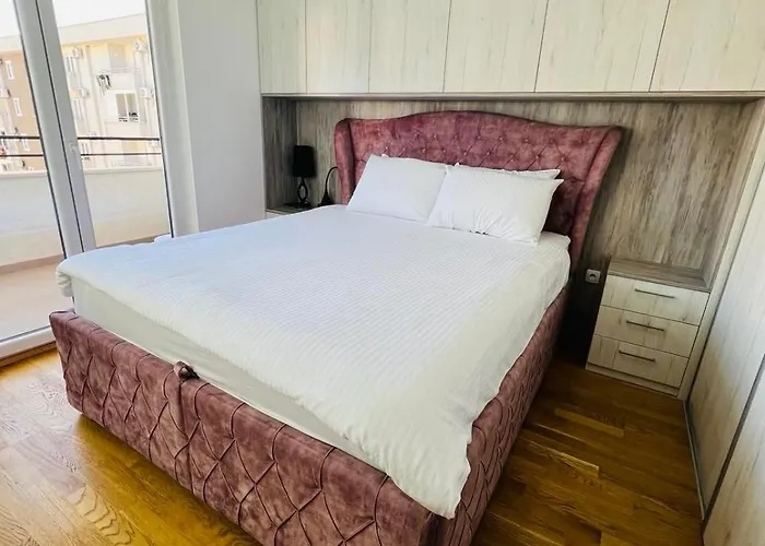 Royal - Princess Podgoriçe